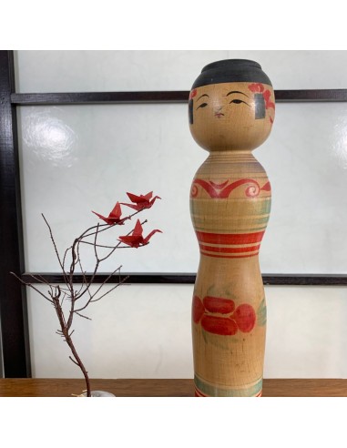 Kokeshi Traditionnelle de style tsugaru | Motif Pivoine Rouge ouvre sa boutique