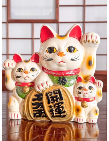 Chats Blancs en Famille - Trois Maneki Neko Jusqu'à 80% De Réduction